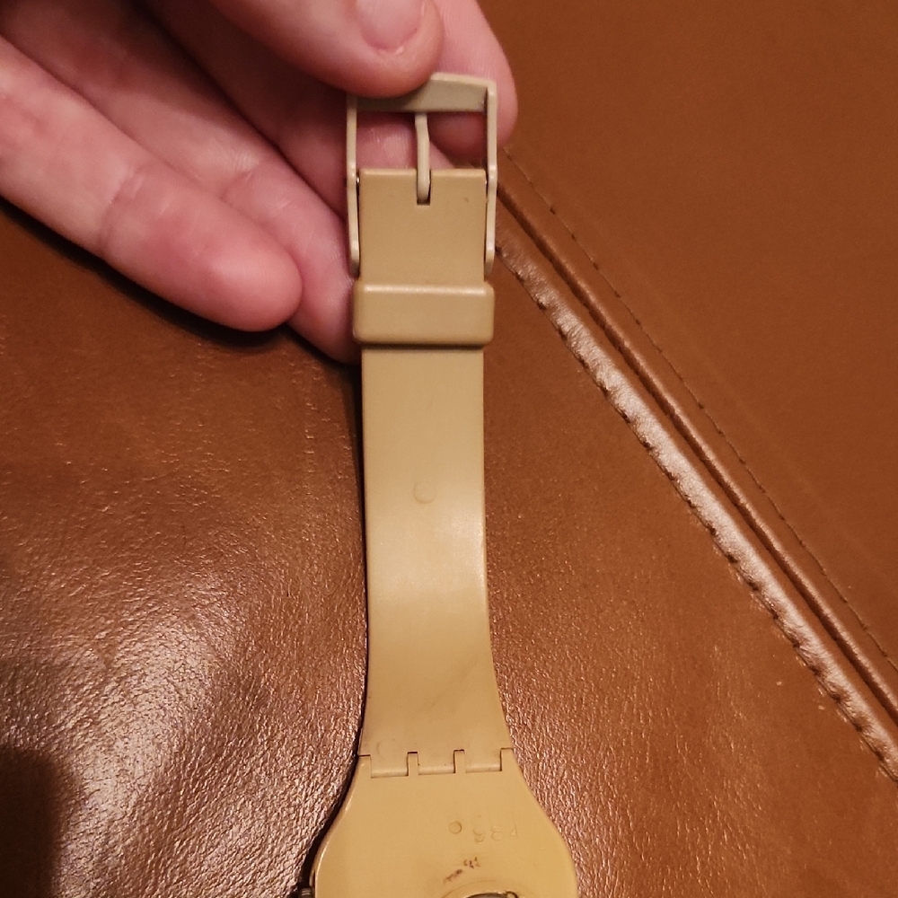 Swatch - Picture 5 of 6